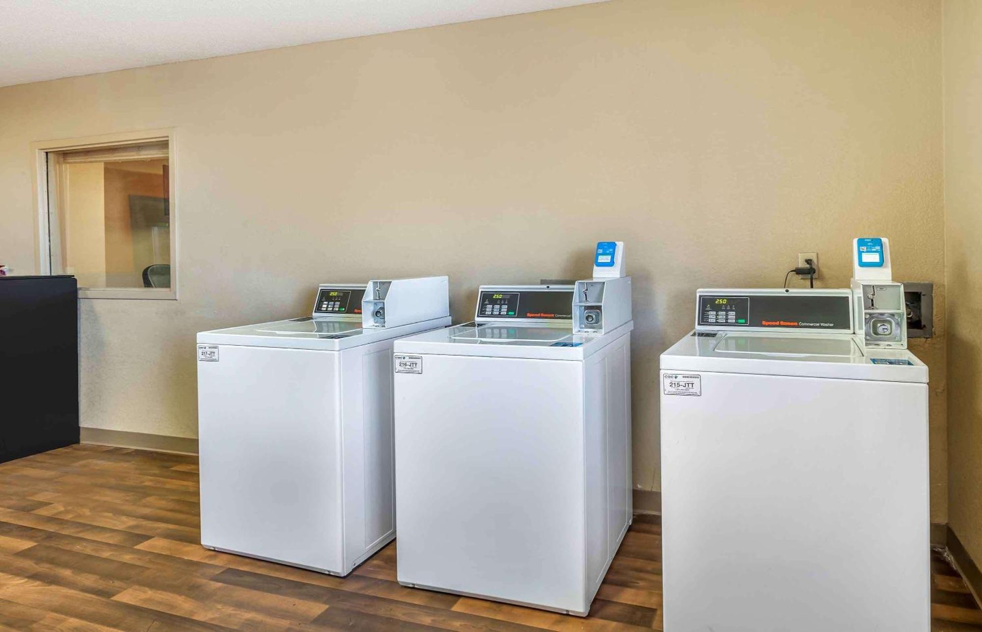 Extended Stay America Select Suites - Des Moines - West Des Moines Clive Bagian luar foto