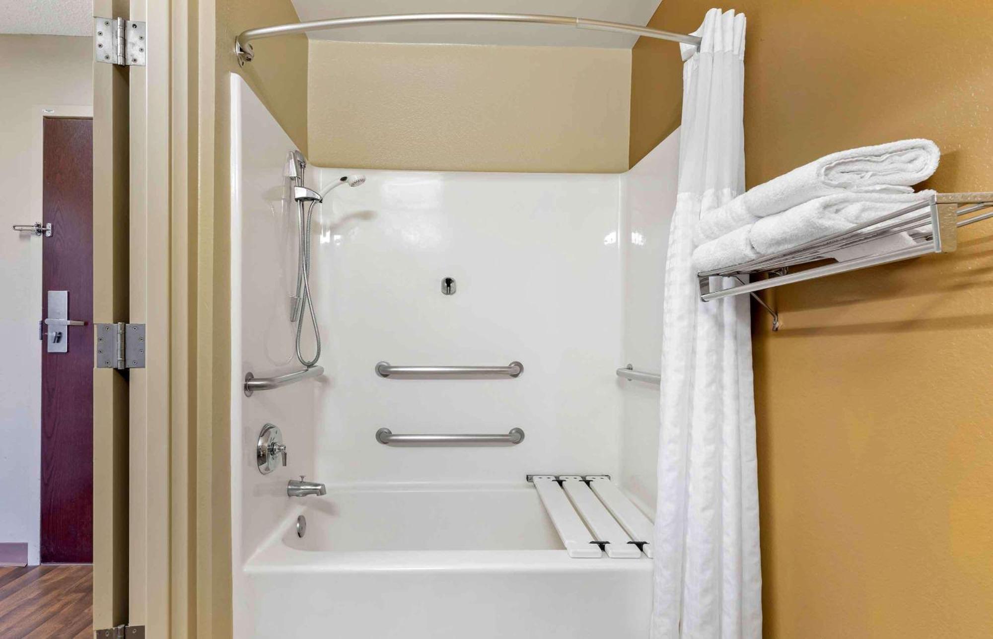 Extended Stay America Select Suites - Des Moines - West Des Moines Clive Bagian luar foto