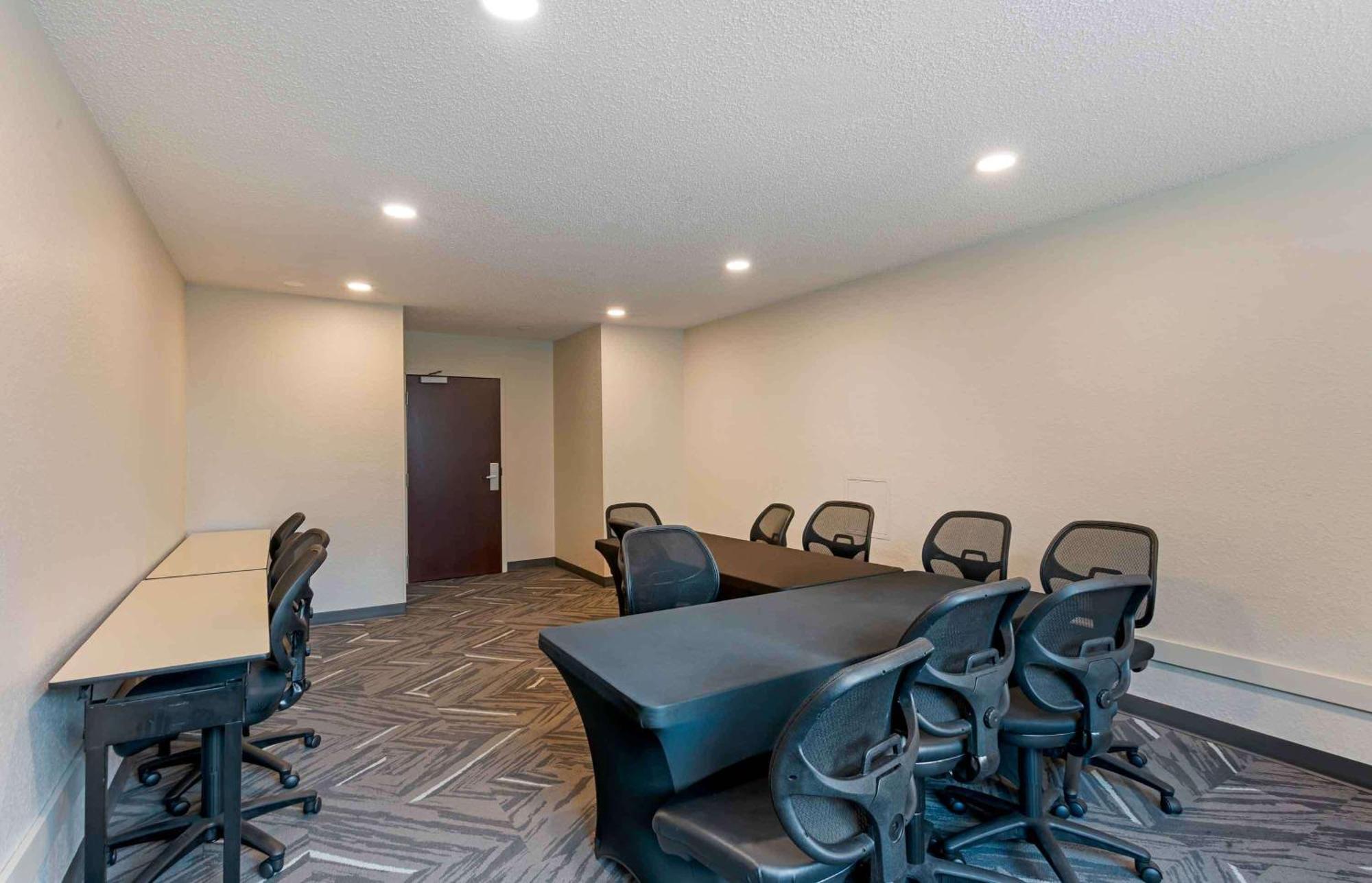 Extended Stay America Select Suites - Des Moines - West Des Moines Clive Bagian luar foto