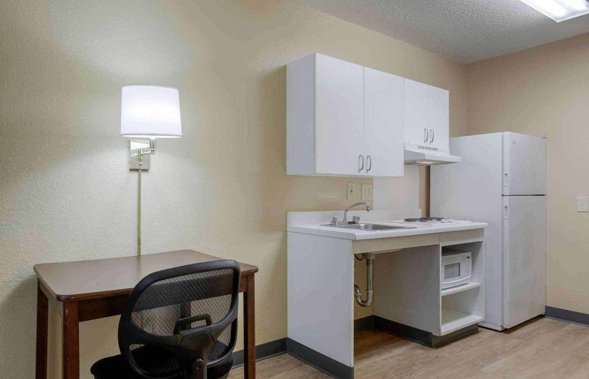 Extended Stay America Select Suites - Des Moines - West Des Moines Clive Bagian luar foto