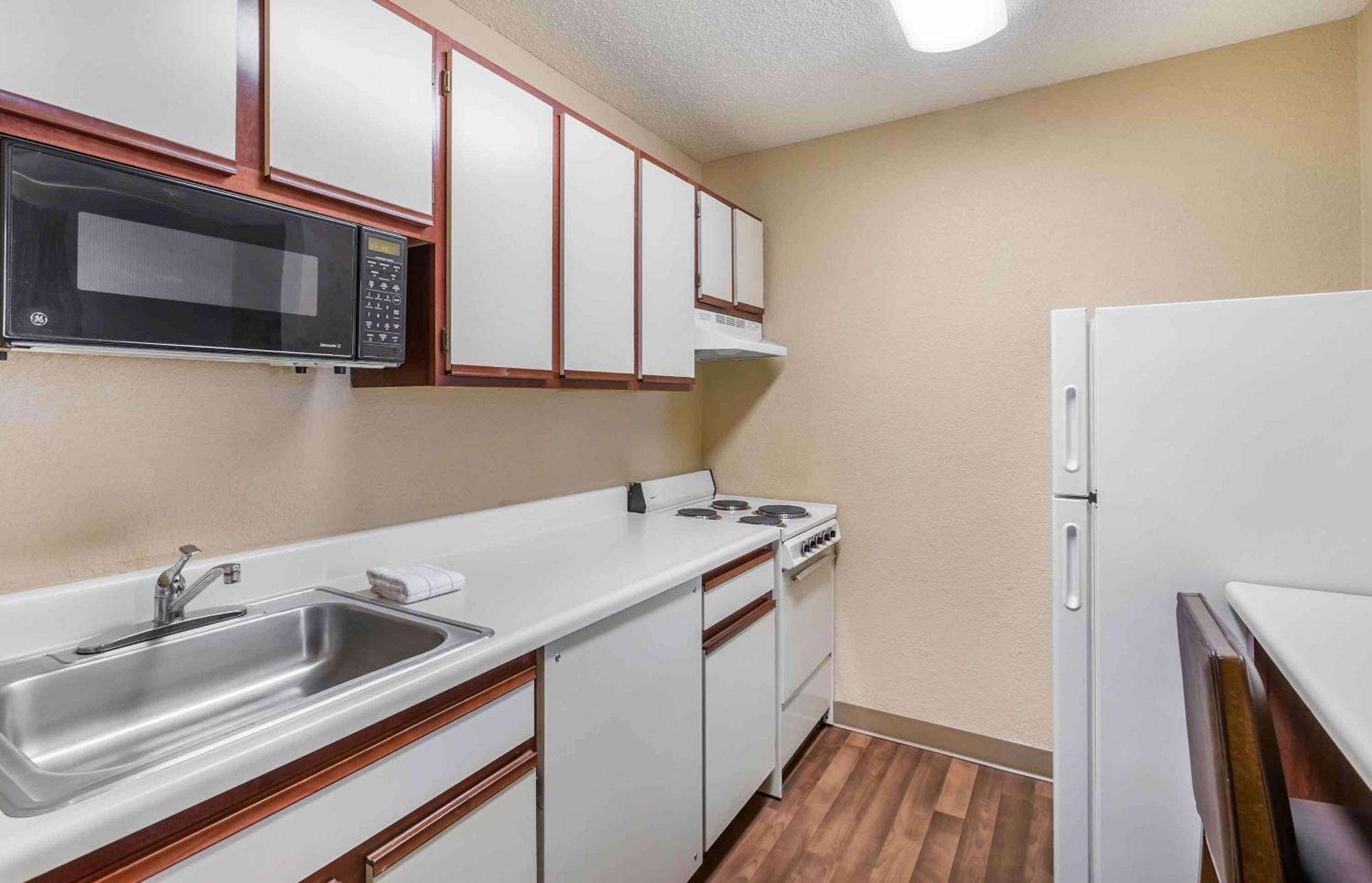 Extended Stay America Select Suites - Des Moines - West Des Moines Clive Bagian luar foto