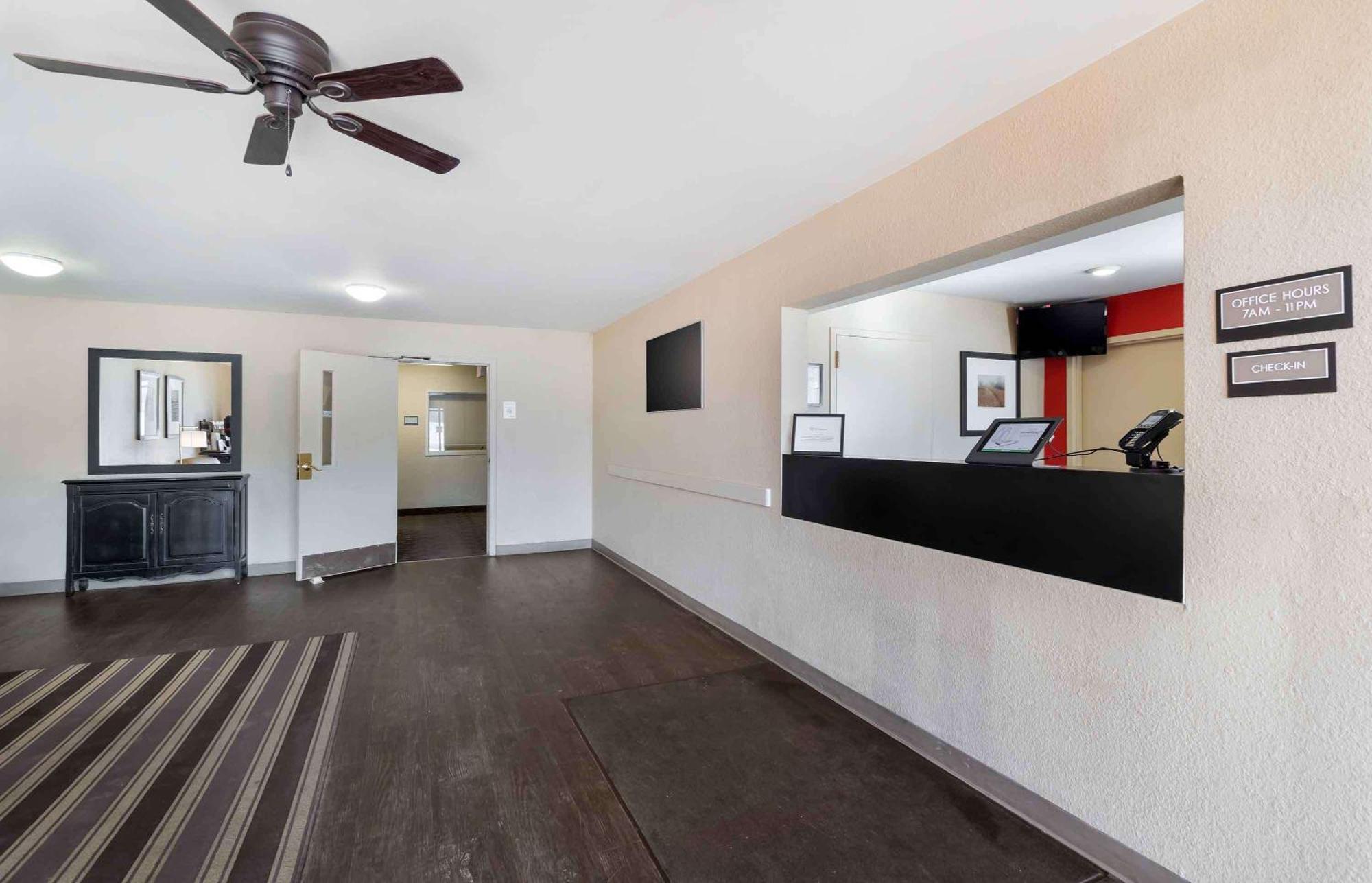 Extended Stay America Select Suites - Des Moines - West Des Moines Clive Bagian luar foto