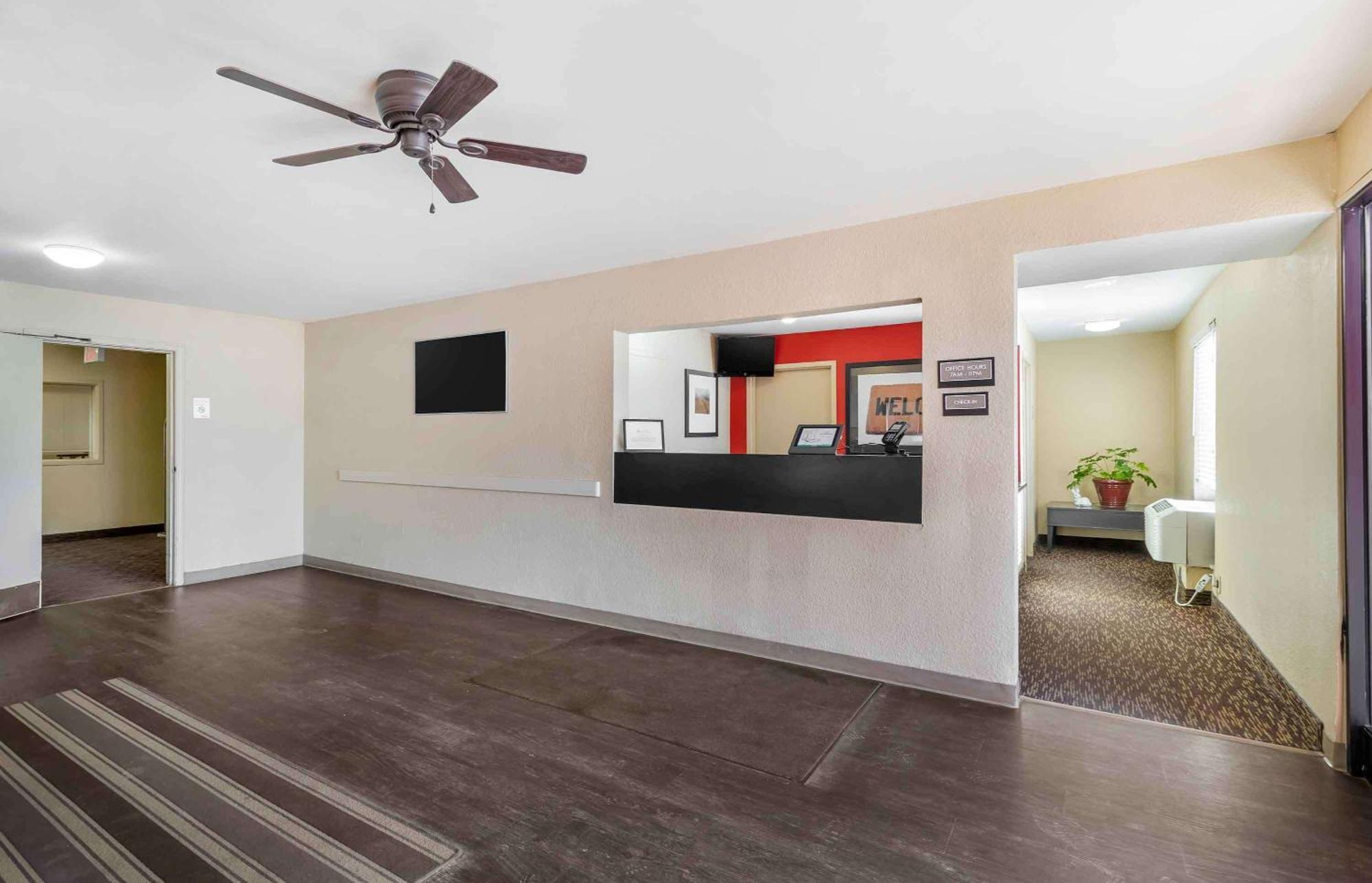 Extended Stay America Select Suites - Des Moines - West Des Moines Clive Bagian luar foto