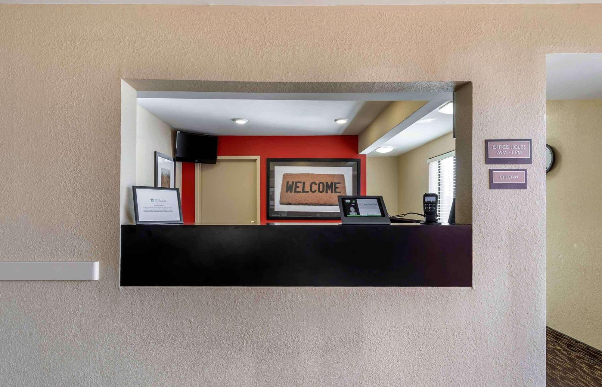 Extended Stay America Select Suites - Des Moines - West Des Moines Clive Bagian luar foto